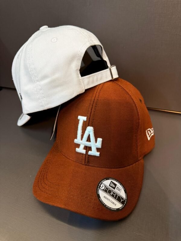 LA