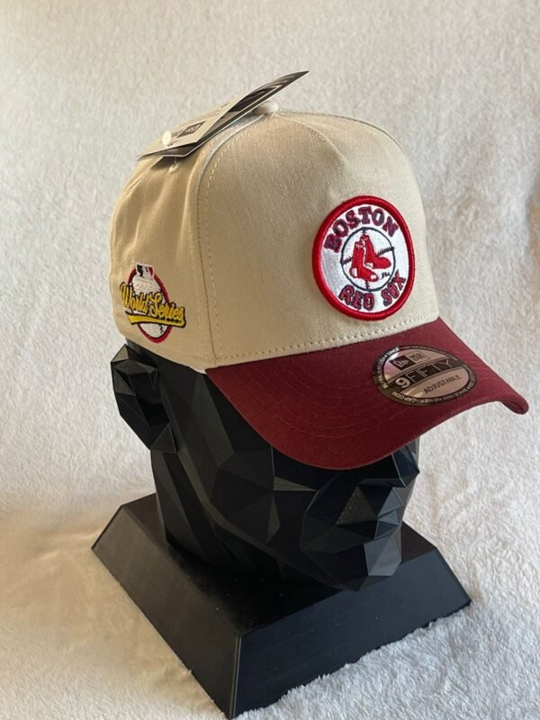 New era cerradas bordadas con elástico