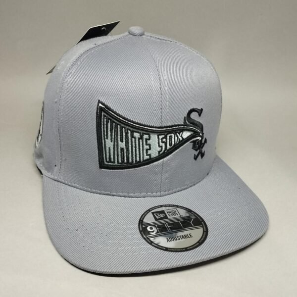New Era Cerradas con elástico