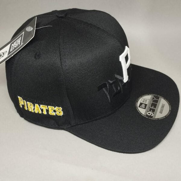 New Era Cerradas con elástico - Image 2