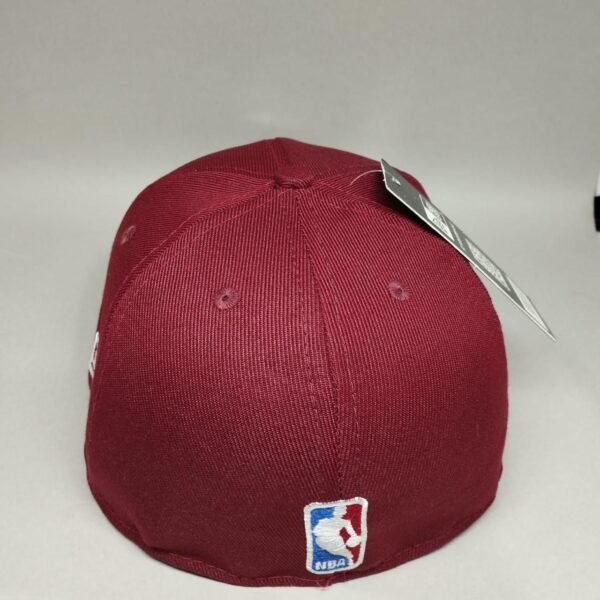 New Era Cerradas con elástico - Image 3