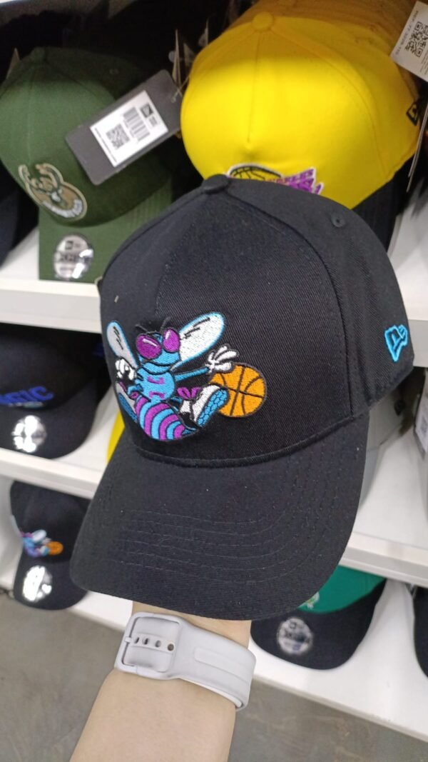 New Era Cerradas Con Elástico