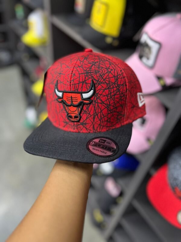 New Era planas con abrojo