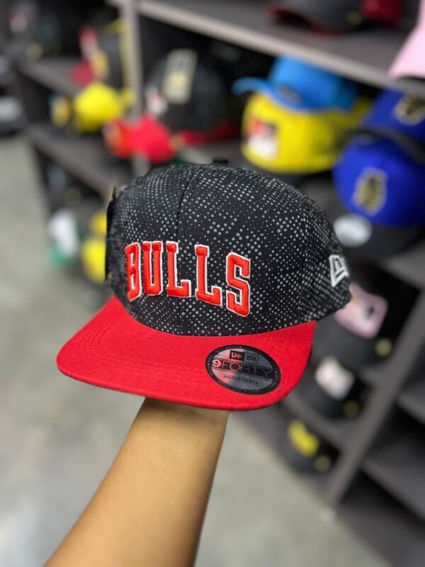 New Era planas con abrojo