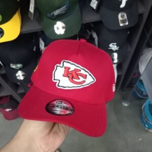 NY Cerradas con Elástico y Visera Curva