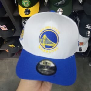 NY Cerradas con Elástico y Visera Curva