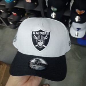 NY Cerradas con Elástico y Visera Curva