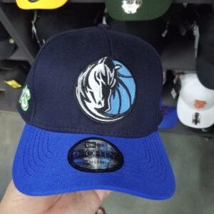 NY Cerradas con Elástico y Visera Curva