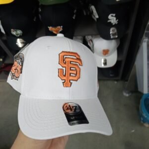 NY Cerradas con Elástico y Visera Curva